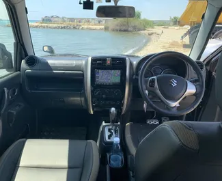 Benzine motor van 1,3L van Suzuki Jimny 2018 te huur in Larnaca.