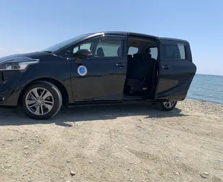 Autohuur Toyota Sienta #6804 Automatisch in Larnaca, uitgerust met 1,5L motor ➤ Van Maxim in Cyprus.