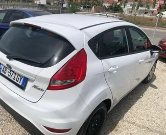 Autohuur Ford Fiesta 2012 in in Albanië, met Benzine brandstof en 75 pk ➤ Vanaf 20 EUR per dag.