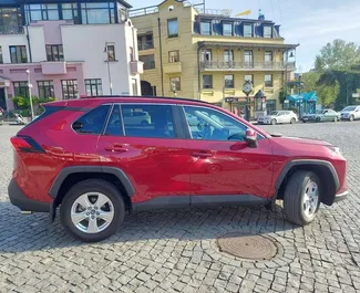 Verhuur Toyota Rav4. Comfort, SUV, Crossover Auto te huur in Georgië ✓ Borg van Zonder Borg ✓ Verzekeringsmogelijkheden TPL, FDW, Passagiers, Diefstal, Buitenland.