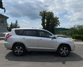 Autohuur Toyota Rav4 2010 in in Georgië, met Benzine brandstof en 210 pk ➤ Vanaf 105 GEL per dag.