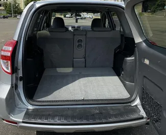 Toyota Rav4 2010 met Aandrijving op alle wielen systeem, beschikbaar in Koetaisi.