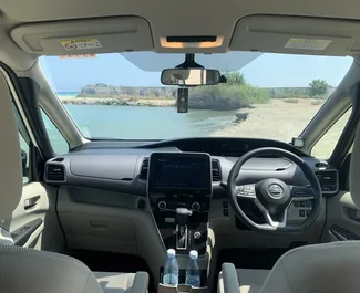 Nissan Serena 2020 beschikbaar voor verhuur in Larnaca, met een kilometerlimiet van onbeperkt.