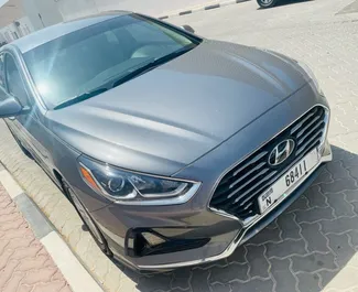 Vooraanzicht van een huurauto Hyundai Sonata in Dubai, Verenigde Arabische Emiraten ✓ Auto #7112. ✓ Transmissie Automatisch TM ✓ 0 beoordelingen.