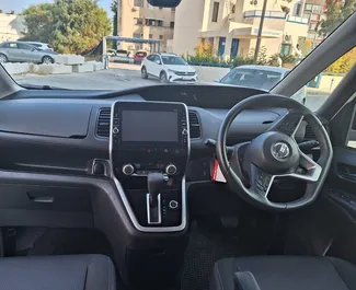 Autohuur Nissan Serena 2020 in in Cyprus, met Benzine brandstof en 115 pk ➤ Vanaf 60 EUR per dag.