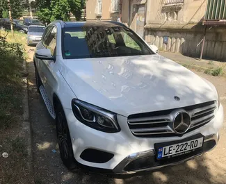 Vooraanzicht van een huurauto Mercedes-Benz GLC-Class in Tbilisi, Georgië ✓ Auto #7243. ✓ Transmissie Automatisch TM ✓ 0 beoordelingen.