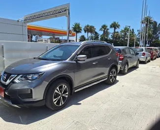 Vooraanzicht van een huurauto Nissan X-Trail in Limassol, Cyprus ✓ Auto #7236. ✓ Transmissie Automatisch TM ✓ 0 beoordelingen.