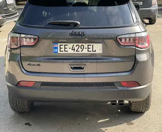 Verhuur Jeep Compass. Comfort, Crossover Auto te huur in Georgië ✓ Borg van Borg van 150 GEL ✓ Verzekeringsmogelijkheden TPL, CDW, Passagiers, Diefstal.