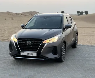 Vooraanzicht van een huurauto Nissan Kicks in Dubai, Verenigde Arabische Emiraten ✓ Auto #7481. ✓ Transmissie Automatisch TM ✓ 1 beoordelingen.