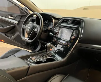 Nissan Maxima 2020 met Vooraandrijving systeem, beschikbaar in Dubai.