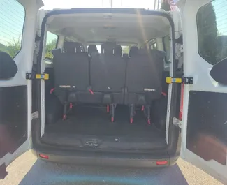 Verhuur Ford Tourneo Custom. Economy, Comfort, Minivan Auto te huur in Albanië ✓ Borg van Borg van 100 EUR ✓ Verzekeringsmogelijkheden TPL, CDW, SCDW, FDW, Diefstal.