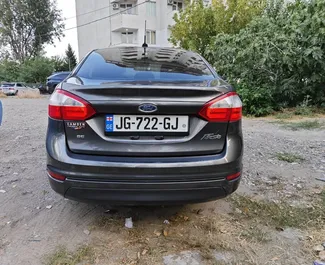 Ford Fiesta 2016 beschikbaar voor verhuur in Tbilisi, met een kilometerlimiet van onbeperkt.