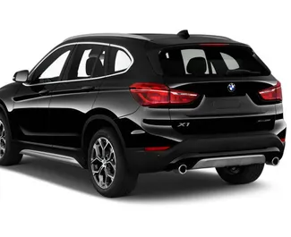 Vooraanzicht van een huurauto BMW X1 Belgrado, Servië ✓ Auto #7703. ✓ Transmissie Automatisch TM ✓ 0 beoordelingen.