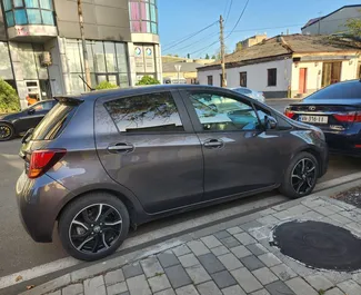 Autohuur Toyota Yaris #7813 Automatisch in Koetaisi, uitgerust met 1,5L motor ➤ Van Ashkan in Georgië.