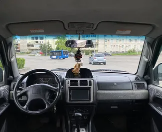 Autohuur Mitsubishi Pajero Io 2002 in in Georgië, met Benzine brandstof en 180 pk ➤ Vanaf 95 GEL per dag.