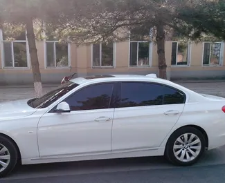 Vooraanzicht van een huurauto BMW 320d Luchthaven Colombo, Sri Lanka ✓ Auto #7636. ✓ Transmissie Automatisch TM ✓ 0 beoordelingen.