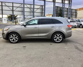 Benzine motor van 3,3L van Kia Sorento 2020 te huur in Tbilisi.