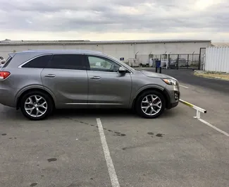 Verhuur Kia Sorento. Comfort, Crossover Auto te huur in Georgië ✓ Borg van Zonder Borg ✓ Verzekeringsmogelijkheden TPL, CDW.