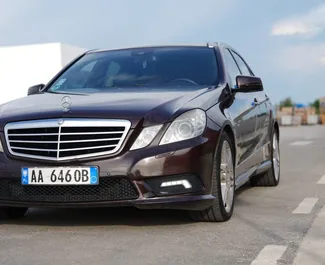 Autohuur Mercedes-Benz E-Class #7861 Automatisch in Tirana, uitgerust met 2,5L motor ➤ Van Erjet in Albanië.