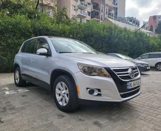 Autohuur Volkswagen Tiguan 2010 in in Georgië, met Benzine brandstof en 170 pk ➤ Vanaf 68 GEL per dag.