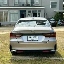 Autohuur Toyota Yaris Ativ 2022 in in Thailand, met Benzine brandstof en  pk ➤ Vanaf 700 THB per dag.