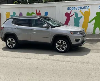 Autohuur Jeep Compass 2017 in in Georgië, met Benzine brandstof en 180 pk ➤ Vanaf 110 GEL per dag.