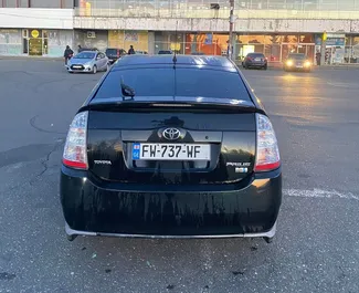 Hybride motor van 1,5L van Toyota Prius 2008 te huur in Koetaisi.