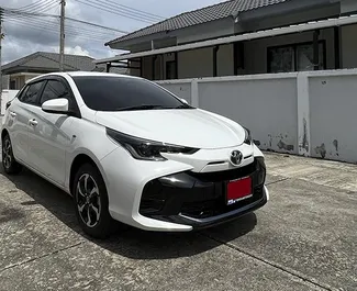 Autohuur Toyota Yaris #8139 Automatisch op de luchthaven van Phuket, uitgerust met 1,2L motor ➤ Van Viacheslav in Thailand.