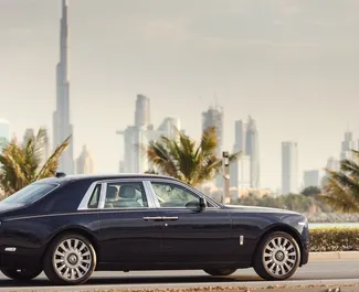 Autohuur Rolls-Royce Phantom #8003 Automatisch in Dubai, uitgerust met 6,7L motor ➤ Van Sheshan in de VAE.