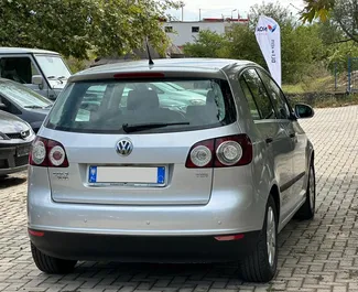 Verhuur Volkswagen Golf Plus. Economy, Comfort, Minivan Auto te huur in Albanië ✓ Borg van Borg van 200 EUR ✓ Verzekeringsmogelijkheden TPL.