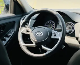 Interieur van Hyundai Creta te huur in de VAE. Een geweldige auto met 5 zitplaatsen en een Automatisch transmissie.