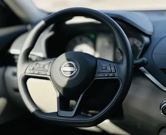 Nissan Altima 2022 met Vooraandrijving systeem, beschikbaar in Dubai.