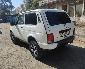 Autohuur Lada Niva #7404 Handmatig in Jerevan, uitgerust met 1,7L motor ➤ Van Miqayel in Armenië.