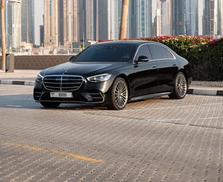 Autohuur Mercedes-Benz S450 #8401 Automatisch in Dubai, uitgerust met 3,0L motor ➤ Van Kumar in de VAE.