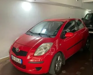 Autohuur Toyota Yaris #8624 Automatisch in Tirana, uitgerust met 1,4L motor ➤ Van Edmond in Albanië.