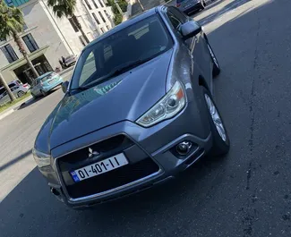 Vooraanzicht van een huurauto Mitsubishi Outlander Sport in Koetaisi, Georgië ✓ Auto #7972. ✓ Transmissie Automatisch TM ✓ 1 beoordelingen.