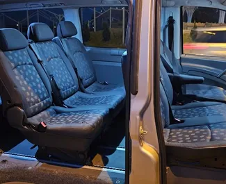 Mercedes-Benz Vito Tourer Pro 2010 beschikbaar voor verhuur in Tbilisi, met een kilometerlimiet van onbeperkt.