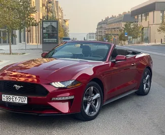 Vooraanzicht van een huurauto Ford Mustang Cabrio Baku Luchthaven, Azerbeidzjan ✓ Auto #8572. ✓ Transmissie Automatisch TM ✓ 0 beoordelingen.