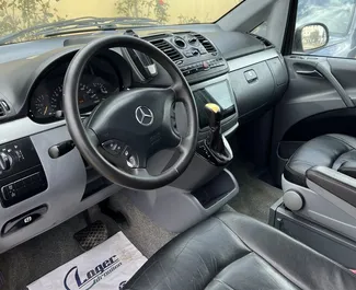 Autohuur Mercedes-Benz Viano 2008 in in Albanië, met Diesel brandstof en 151 pk ➤ Vanaf 50 EUR per dag.