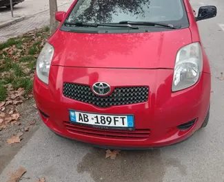 Autohuur Toyota Yaris #8594 Handmatig in Durrës, uitgerust met 1,3L motor ➤ Van Alfret in Albanië.