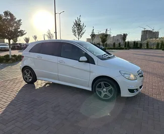 Verhuur Mercedes-Benz B-Class. Comfort, Premium Auto te huur in Armenië ✓ Borg van Zonder Borg ✓ Verzekeringsmogelijkheden TPL.