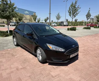 Verhuur Ford Focus. Comfort Auto te huur in Armenië ✓ Borg van Zonder Borg ✓ Verzekeringsmogelijkheden TPL.