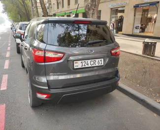 Interieur van Ford Eco Sport te huur in Armenië. Een geweldige auto met 5 zitplaatsen en een Automatisch transmissie.