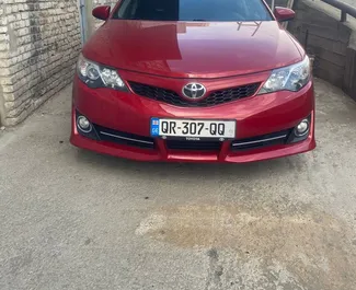 Autohuur Toyota Camry #8689 Automatisch in Tbilisi, uitgerust met 3,5L motor ➤ Van Ashot in Georgië.