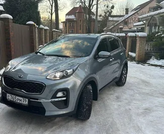 Vooraanzicht van een huurauto Kia Sportage in Kaliningrad, Rusland ✓ Auto #8983. ✓ Transmissie Automatisch TM ✓ 0 beoordelingen.