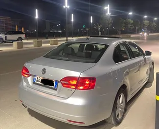 Autohuur Volkswagen Jetta #9305 Automatisch op de luchthaven van Tirana, uitgerust met 2,0L motor ➤ Van Johanes in Albanië.