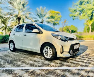 Vooraanzicht van een huurauto Kia Picanto Luchthaven Dubai Al Maktoum, Verenigde Arabische Emiraten ✓ Auto #9119. ✓ Transmissie Automatisch TM ✓ 0 beoordelingen.