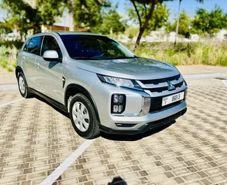 Vooraanzicht van een huurauto Mitsubishi ASX Luchthaven Dubai Al Maktoum, Verenigde Arabische Emiraten ✓ Auto #9117. ✓ Transmissie Automatisch TM ✓ 0 beoordelingen.