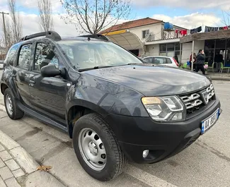 Vooraanzicht van een huurauto Dacia Duster in Tirana, Albanië ✓ Auto #9281. ✓ Transmissie Handmatig TM ✓ 0 beoordelingen.