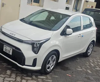 Vooraanzicht van een huurauto Kia Picanto in Dubai, Verenigde Arabische Emiraten ✓ Auto #8961. ✓ Transmissie Automatisch TM ✓ 0 beoordelingen.